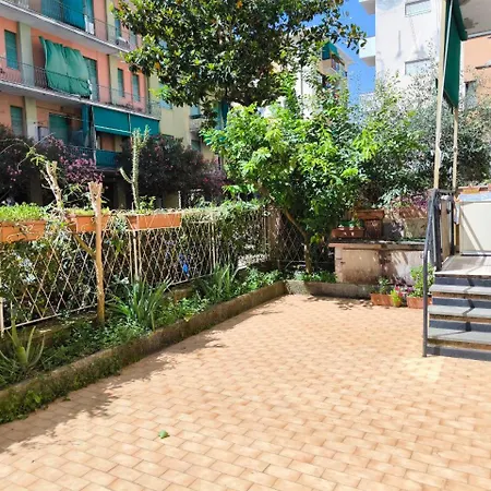 Apartamento Casa Marechiaro Con Parcheggio Incluso E Giardino Rapallo