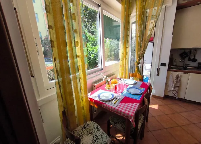 Casa Marechiaro Con Parcheggio Incluso E Giardino Apartamento