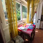 Casa Marechiaro Con Parcheggio Incluso E Giardino דירה