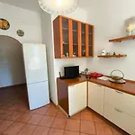 דירה Casa Marechiaro Con Parcheggio Incluso E Giardino
